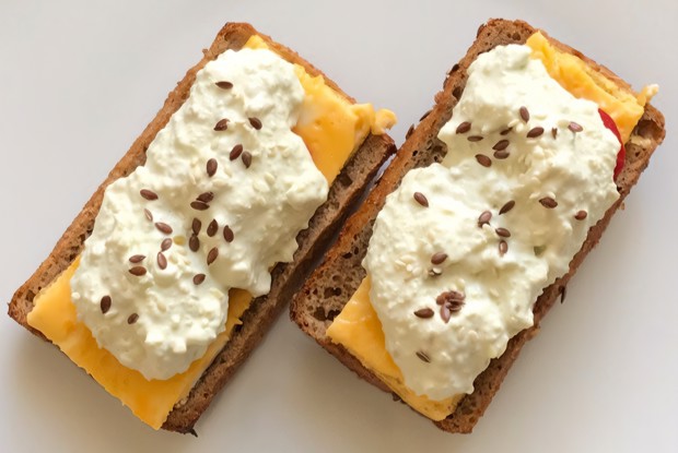 Бутерброд с авокадо