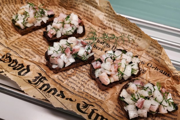 Бутерброд с рыбой