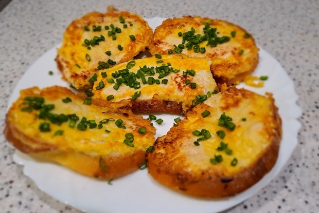 Бутерброды на сковороде