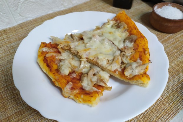 Быстрая пицца с курицей