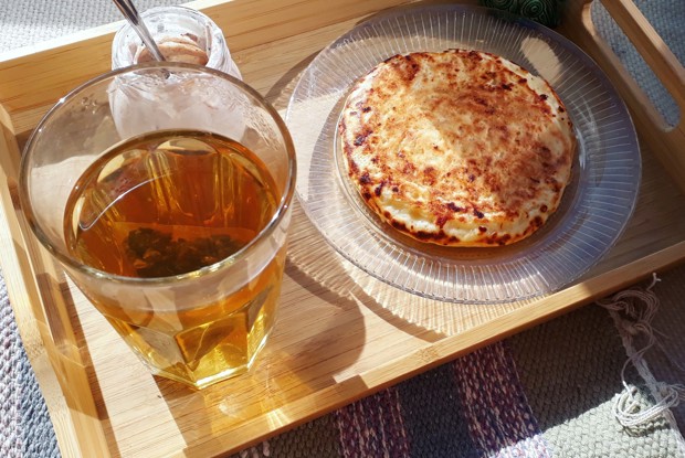 Быстрые хачапури на сковороде