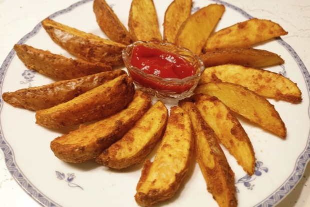 Быстрый картофель по-деревенски с кожурой