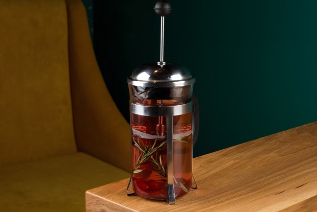 Чай земляника-морошка-еловые иглы