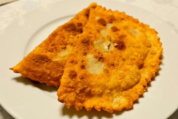 Чебуреки домашние с бараниной