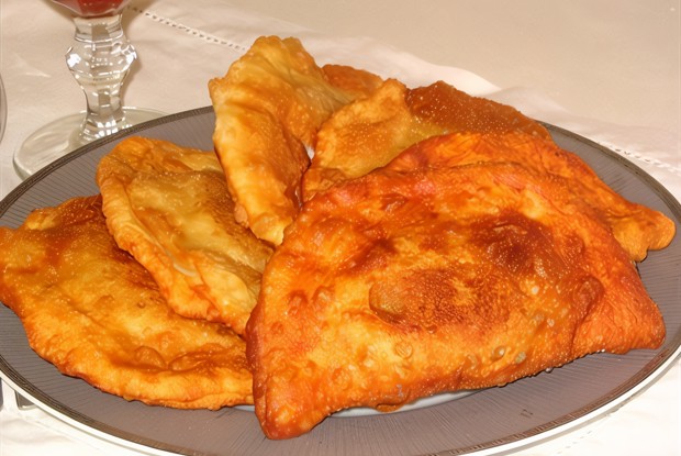 Чебуреки домашние с зеленью