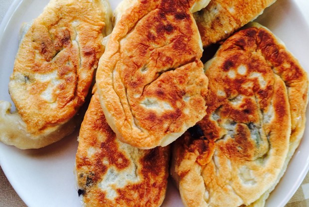 Чебуреки с грибами и сыром