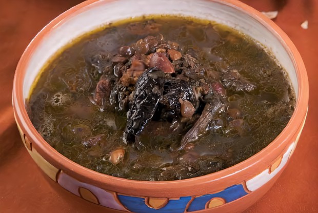 Чечевичный суп со шпинатом