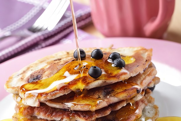 Черничные блинчики с лимонной цедрой