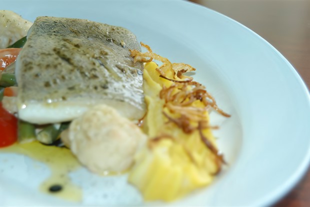 Черный палтус с овощами аль-денте