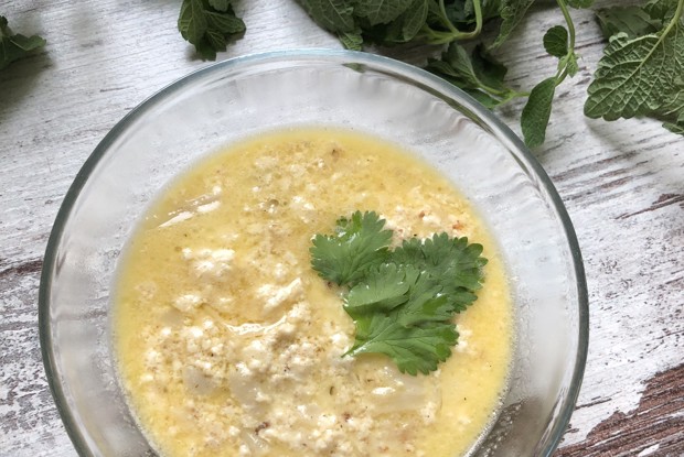 Чесночная похлебка с адыгейским сыром