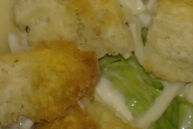 Чесночный гренки для салата «Цезарь»