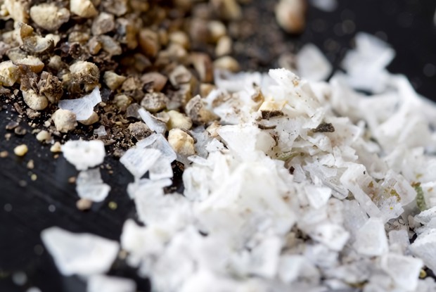 Четверговая (черная) соль