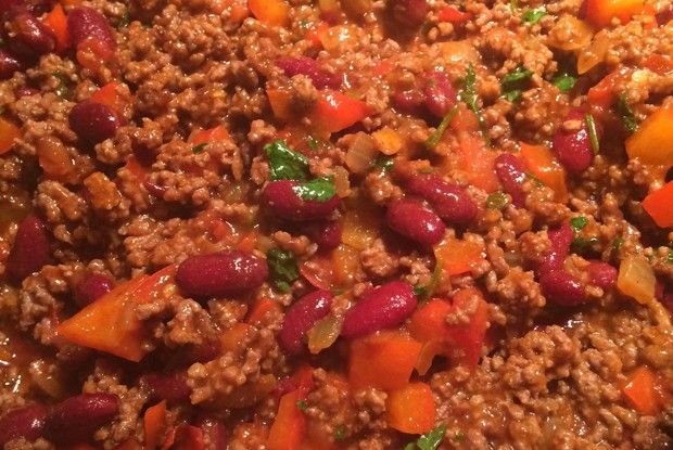 Чили кон карне с соком лайма
