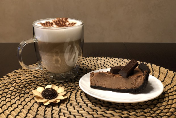 Чизкейк с горьким шоколадом