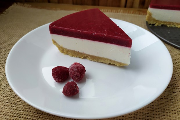 Чизкейк с малиновым желе без выпечки