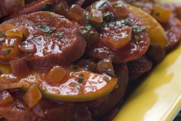 Чоризо с чесноком