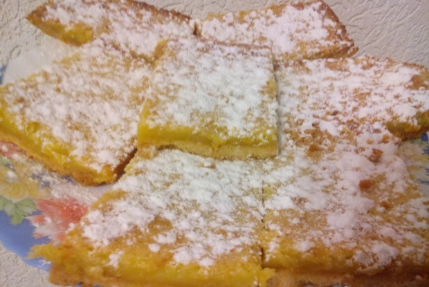 Цитрусовый торт в сахарной пудре