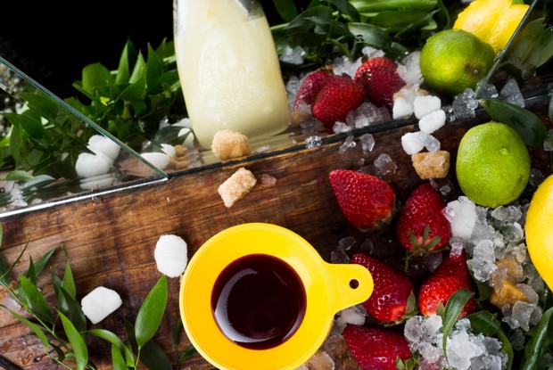 Цитрусовый фроузен с клубникой и ванилью