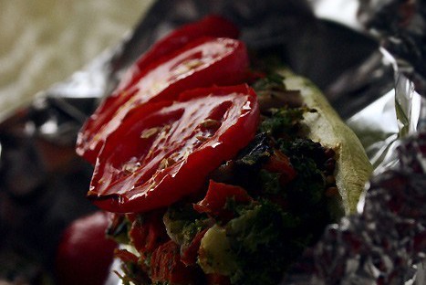 Цукини, запеченные с брокколи, грибами и морковью