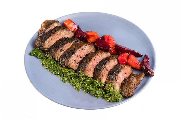 Диафрагма барбекю с гремолатой и молодой свеклой