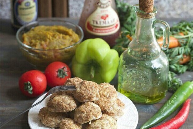Диетические котлеты из индейки с кабачком