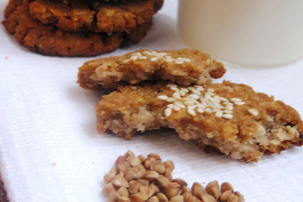 Диетическое печенье из гречневой муки