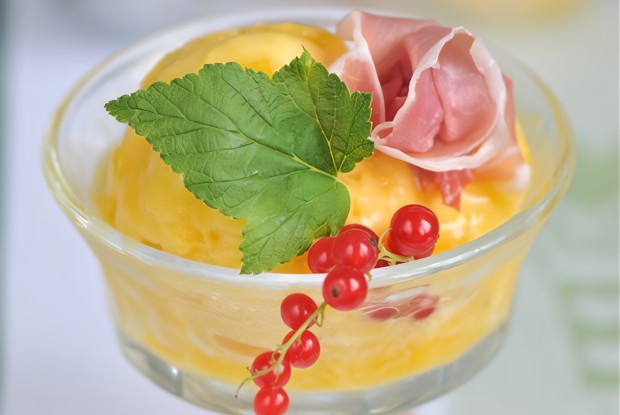 Дынный сорбет с прошутто ди парма