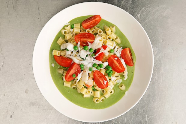 Диталини с соусом из зеленого горошка