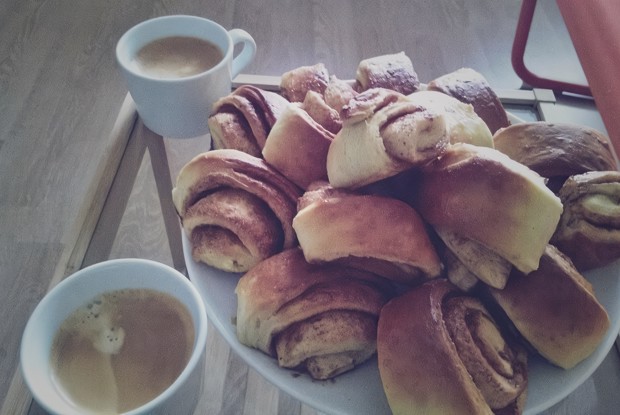 Домашние булочки с корицей