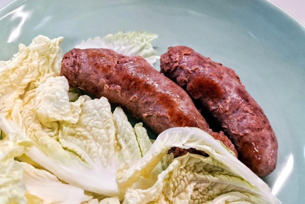 Домашние колбаски с салом