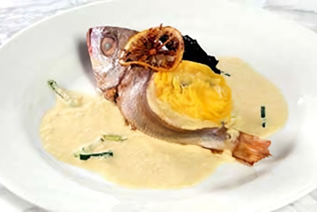 Дорада с картофельным пюре