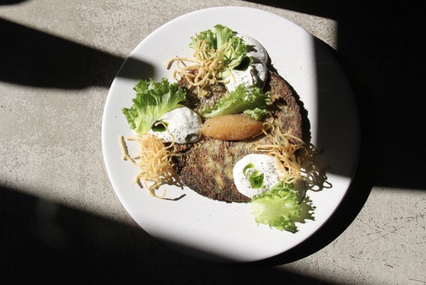 Драники из кабачков с икрой щуки