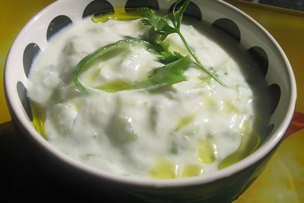 Дзадзики с паприкой