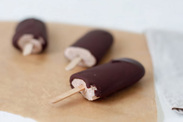 Эскимо сливочное шоколадно-ореховое