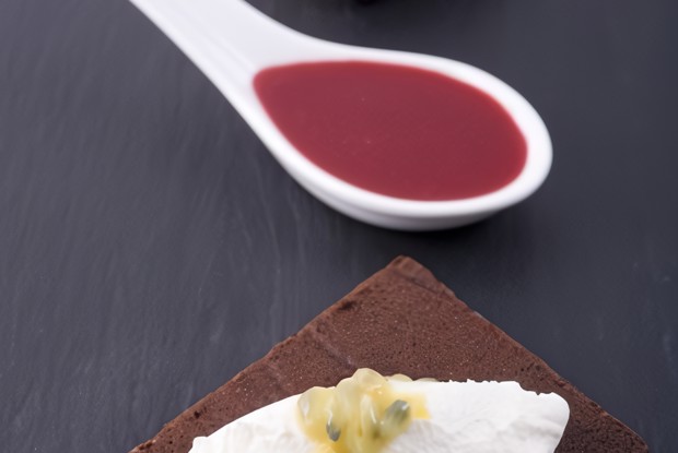 Десертный ежевичный соус