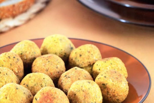 Фалафель (жареные шарики из нута)