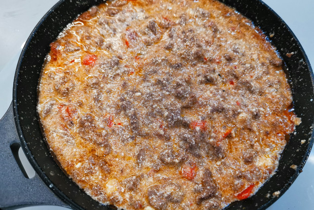 Фарш с рикоттой и томатами