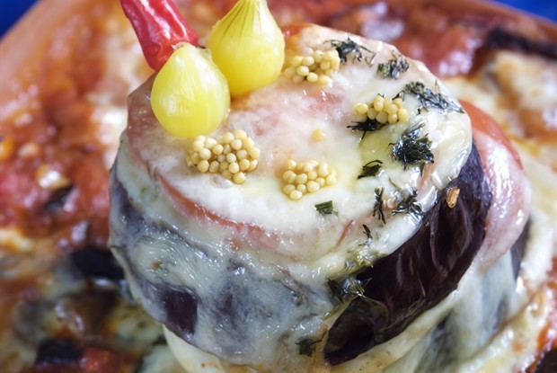 Фаршированные баклажаны с мясом и рисом