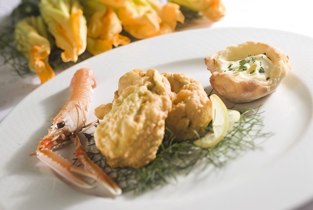 Фаршированные цветки цукини во фритюре