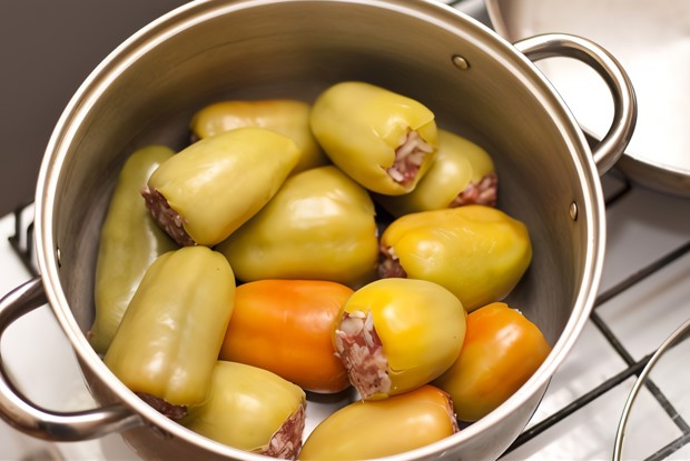 Фаршированные перцы с рисом
