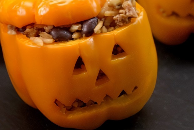 Фаршированные перцы на Хеллоуин