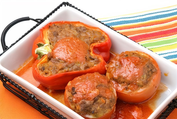 Фаршированные перцы в белом вине