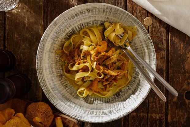 Феттучини с лисичками