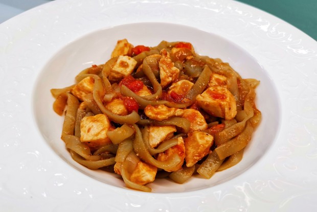 Фетучини с курицей