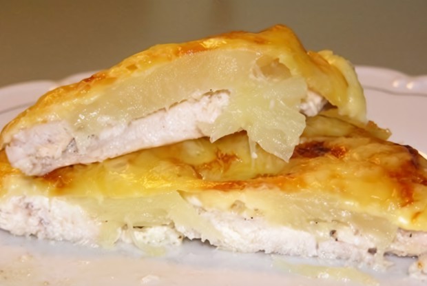 Филе цыпленка под ананасами