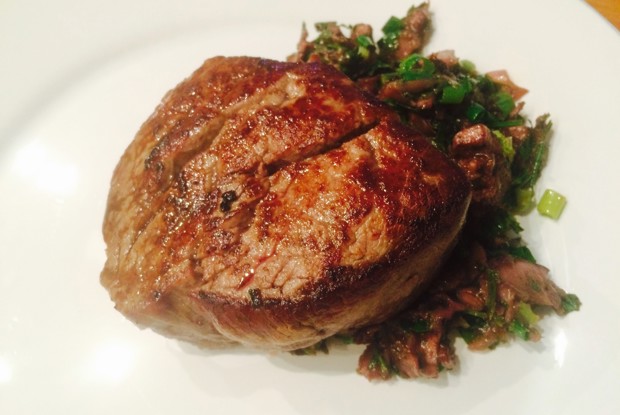 Филе миньон с грибным соусом