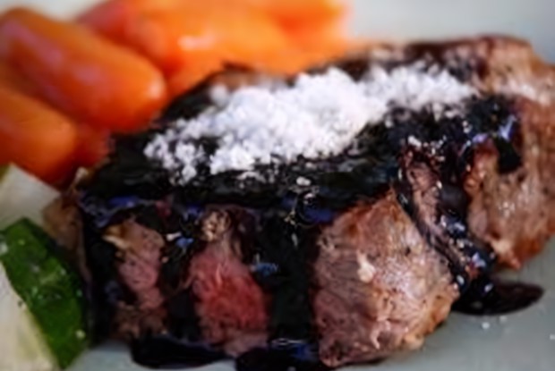 Филе миньон в бальзамической глазури