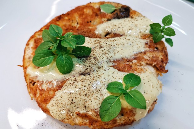 Филе зубатки в яичном кляре