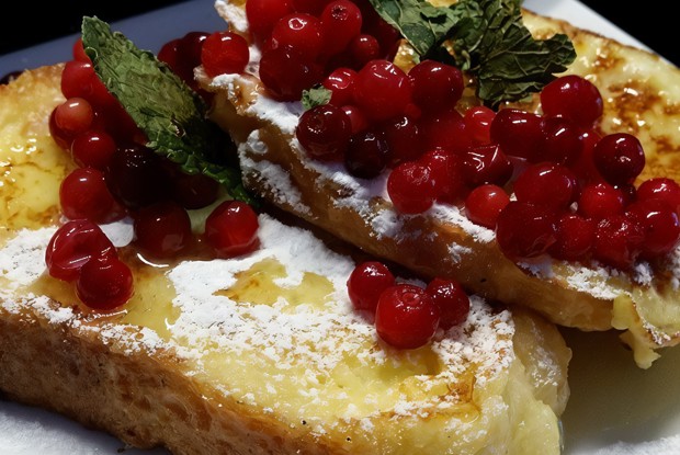 Французские тосты с фруктами