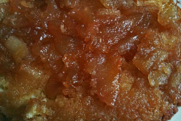 Французский пирог с карамелизованными грушами